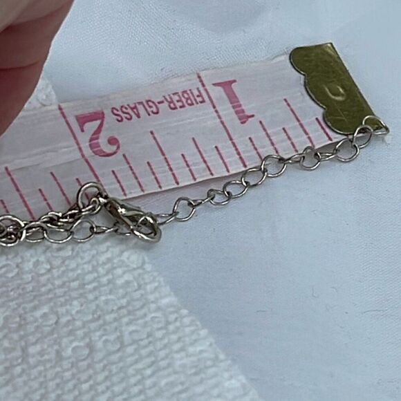 Sapphire CZ’ large flower pendant on a long 21” rope chain - Picture 9 of 10